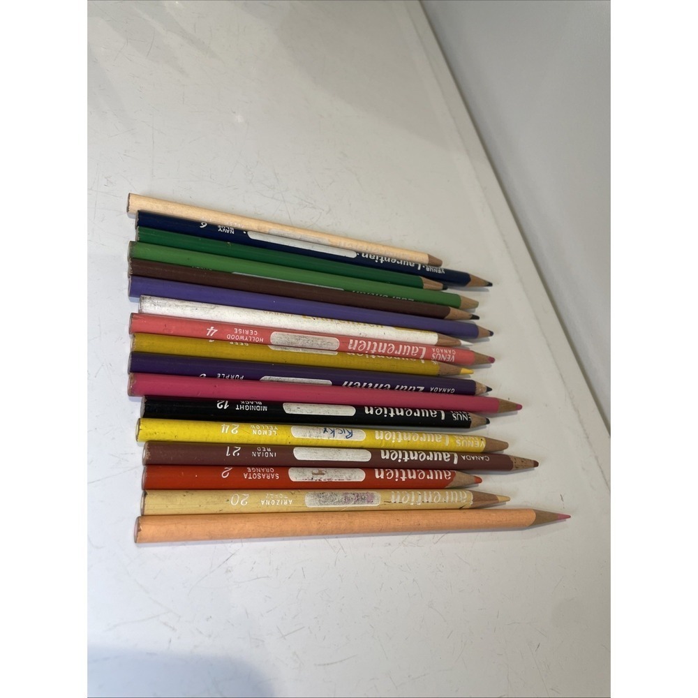 Lot of 17 Vintage Laurentien Coloured Pencils  Colored Canada Laurentian
